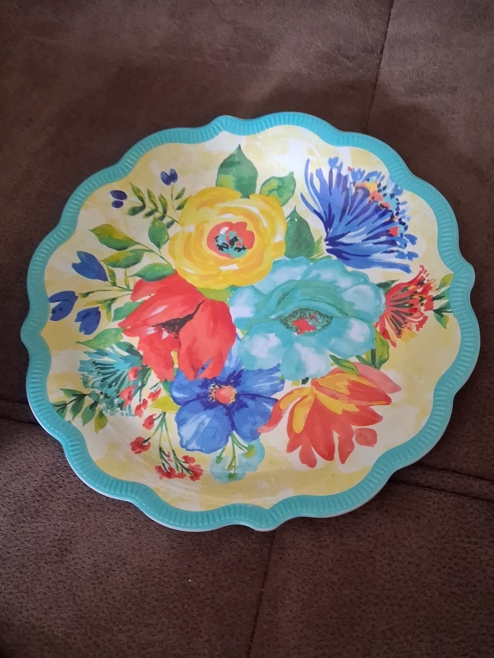 The Pioneer Woman Delaney Scalloped Edge Melamine Dessert/Salad Plate
